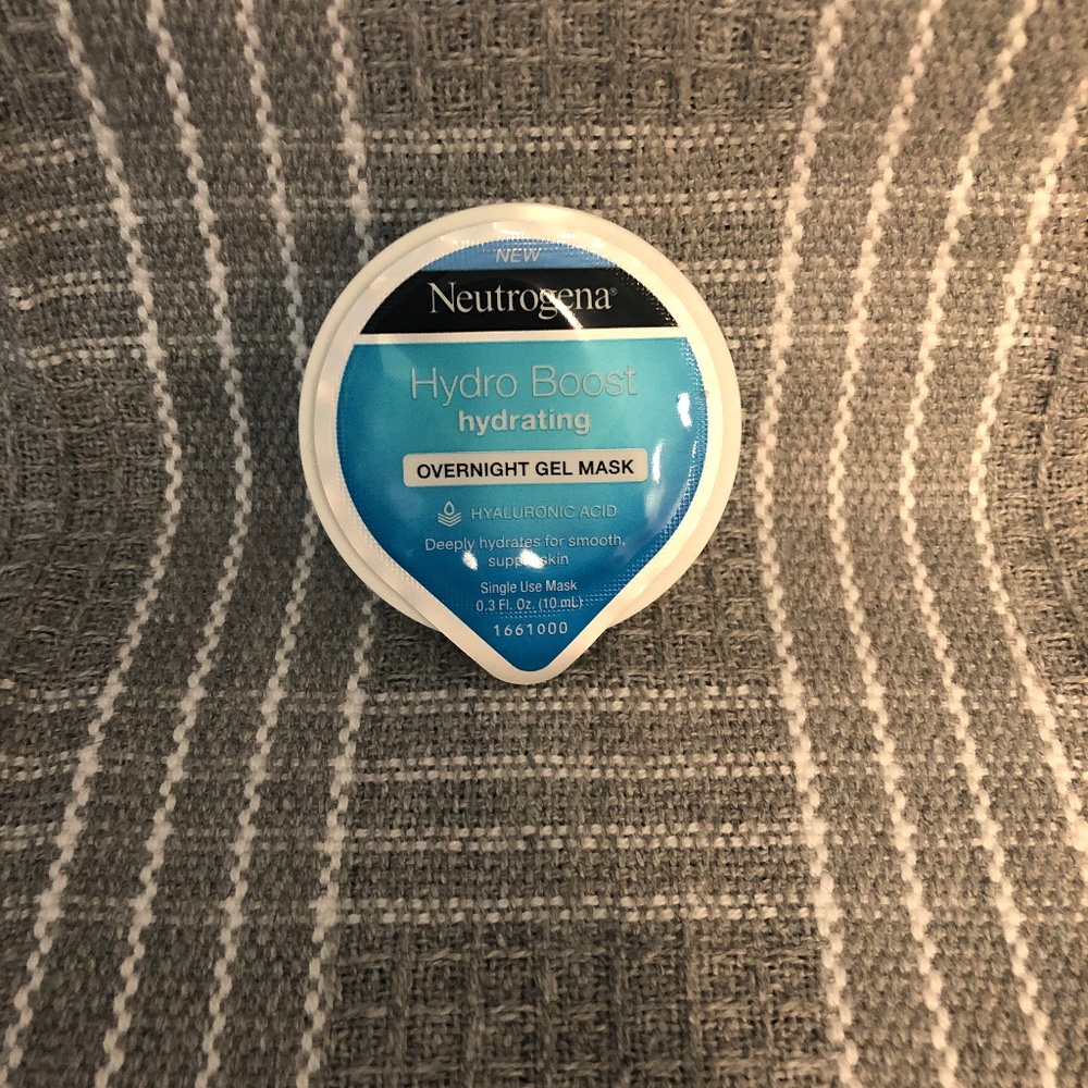Neutrogena Hydro Boost Hydrating Overnight Gel Mask